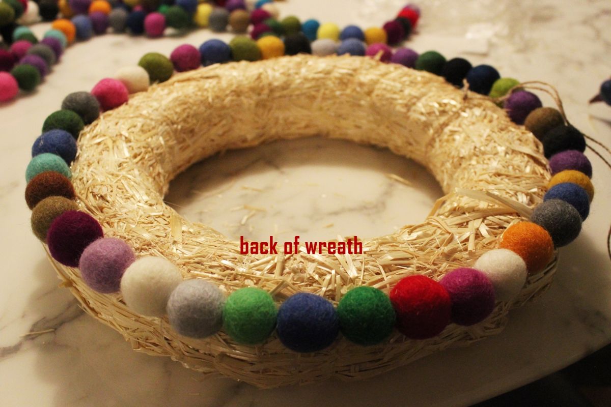 DIY Felt Ball Wreath