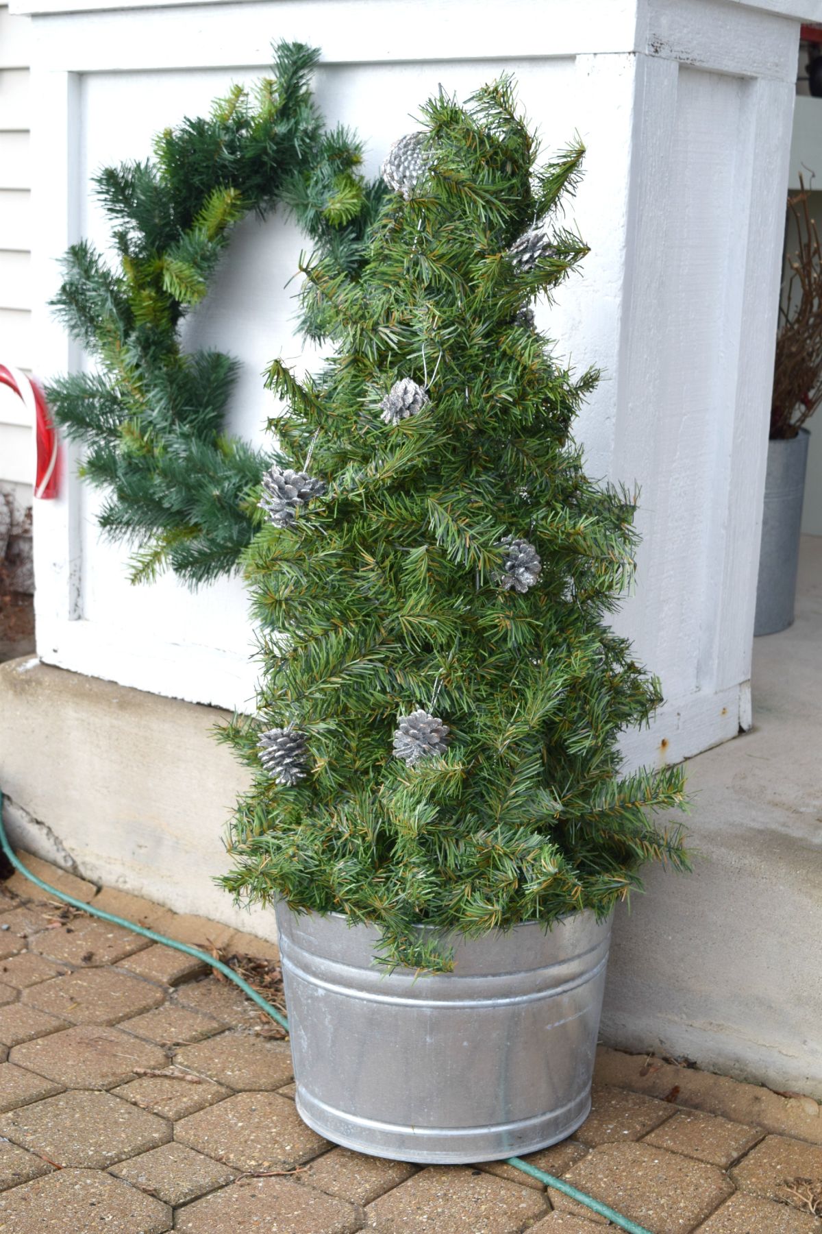 DIY christmas tree closer