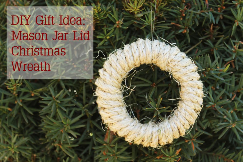 DIY Mason Jar Lid Wreaths for Christmas Tree