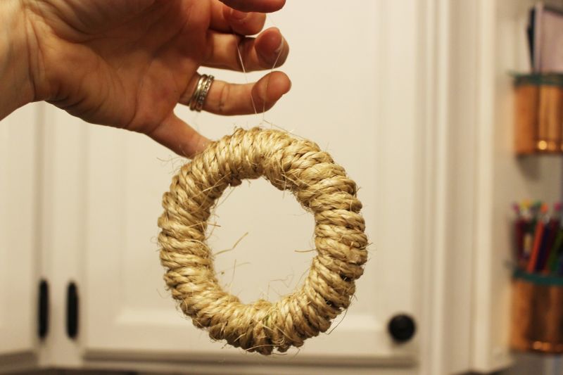 DIY Mason Jar Lid Wreaths - ready to be hang