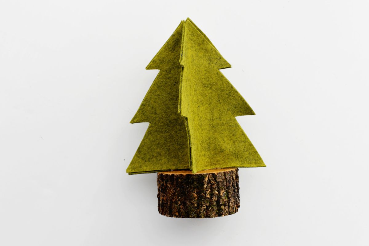 DIY Rustic Felt Trees Display
