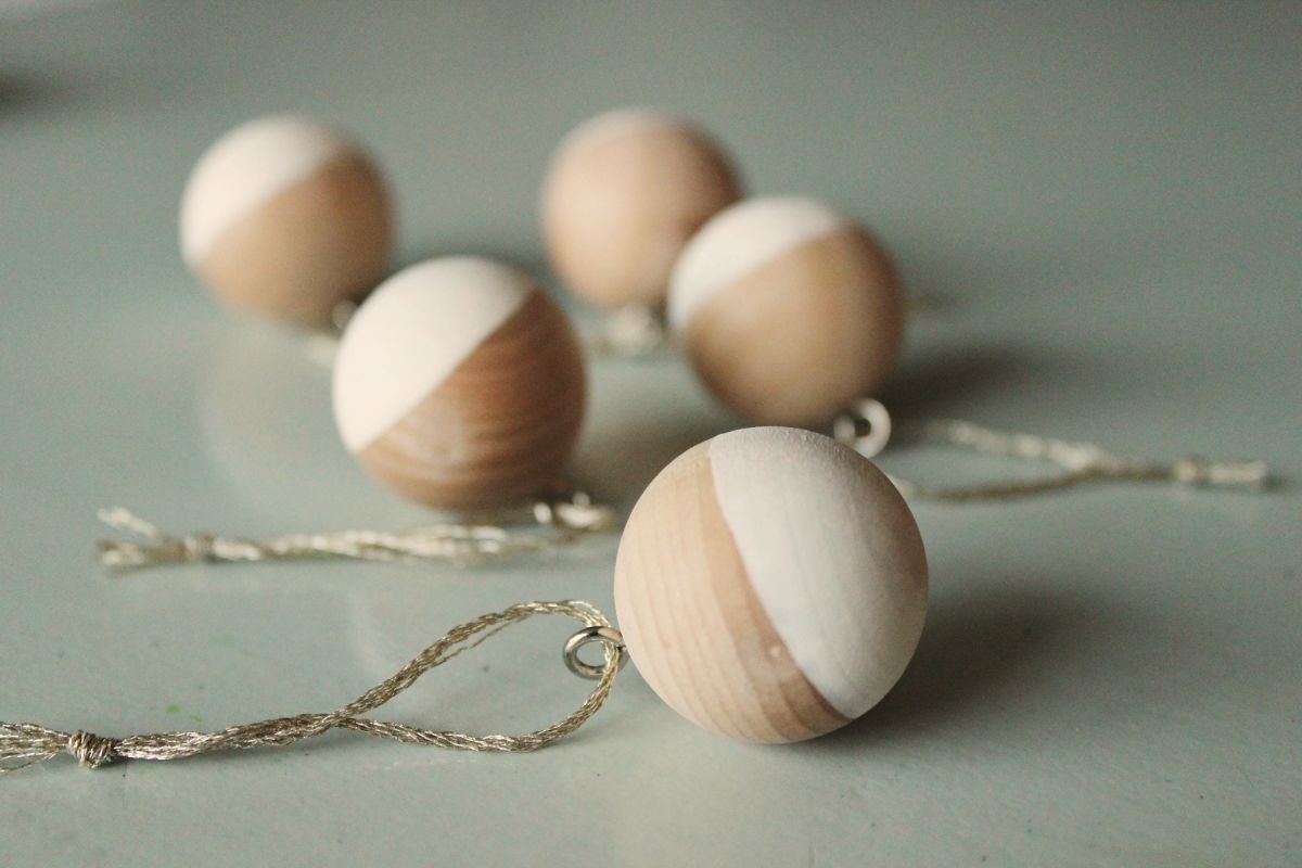 DIY Scandinavian Wooden Ornaments - add string