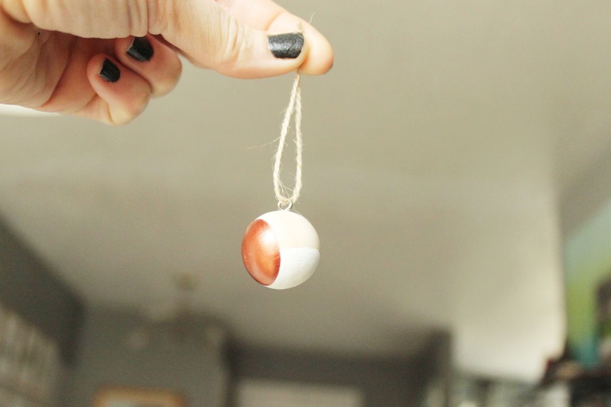 DIY Scandinavian Wooden Ornaments - Copper touch