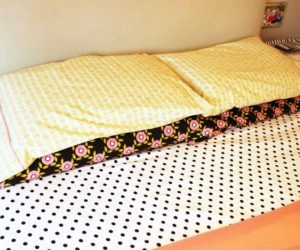 How to Sew a Pillowcase: Two Simple Methods