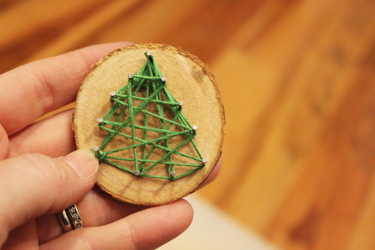 DIY string art ornaments on your Christmas tree