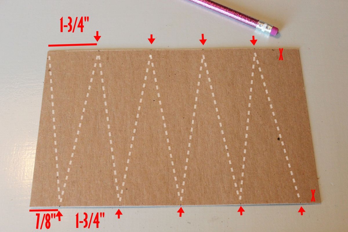 DIY String Tree Ornaments - measure and paint