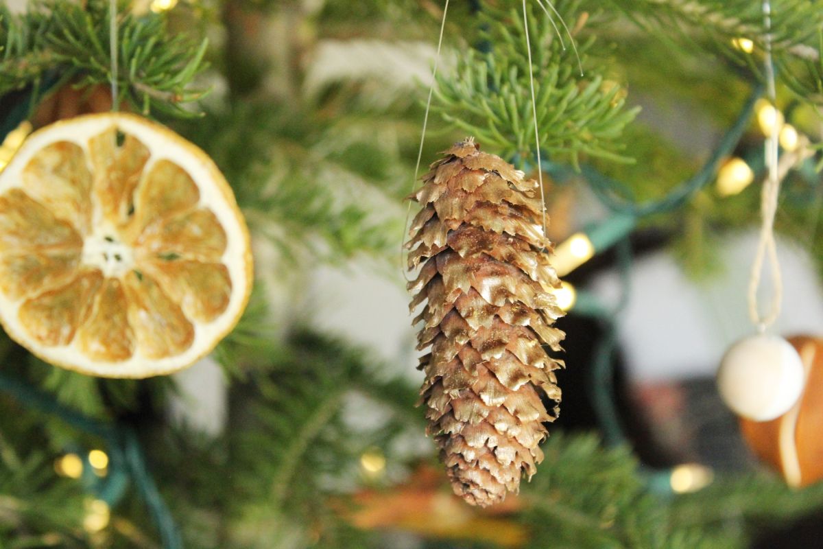 Homemade Christmas Tree Ornaments A Natural Roundup
