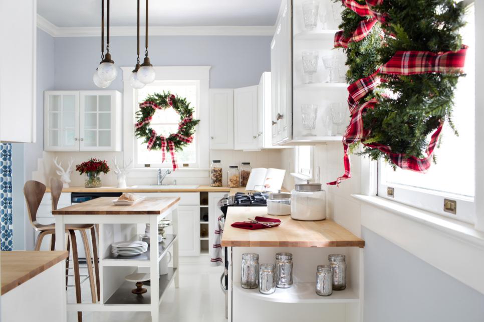Christmas Mantel Decorating Frosted Window Panes