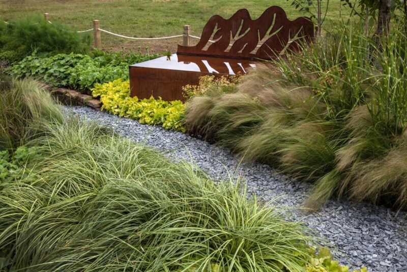 How to Boost Your Home’s Curb Appeal in Just One Day
