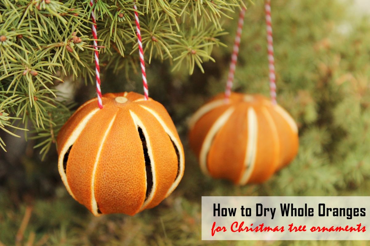 How to decorate a Christmas tree with natural ornaments dried orange