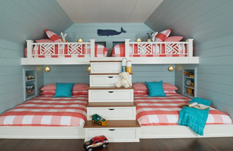 Update Your House Style With Gingham: New Looks With a Timeless Pattern