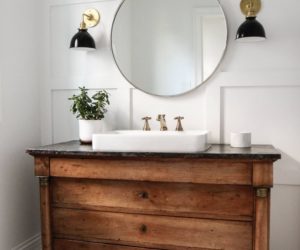 15 Bathrooms With Beautiful Statement Mirrors