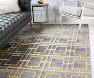 15 Versatile Area Rugs With Geometric Patterns