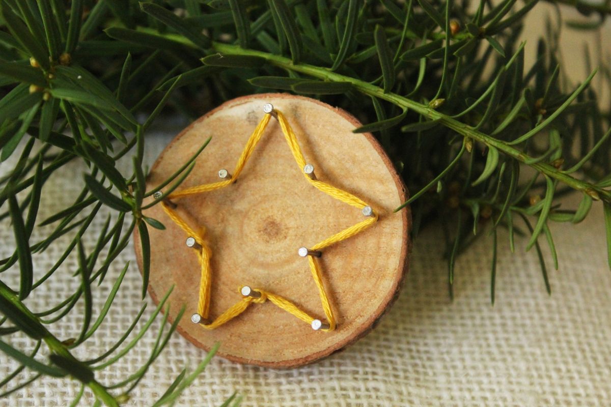DIY string art ornaments on your Christmas tree