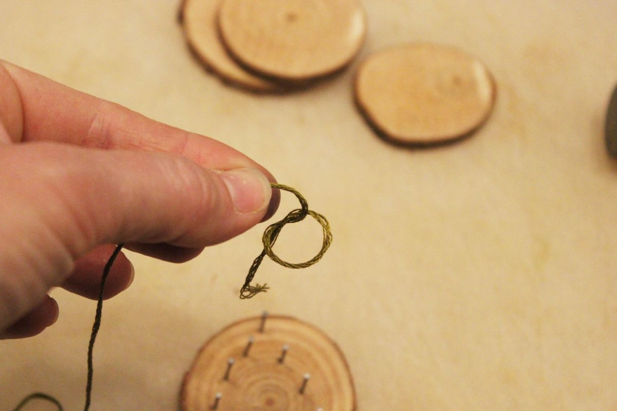 DIY string art ornaments on your Christmas tree