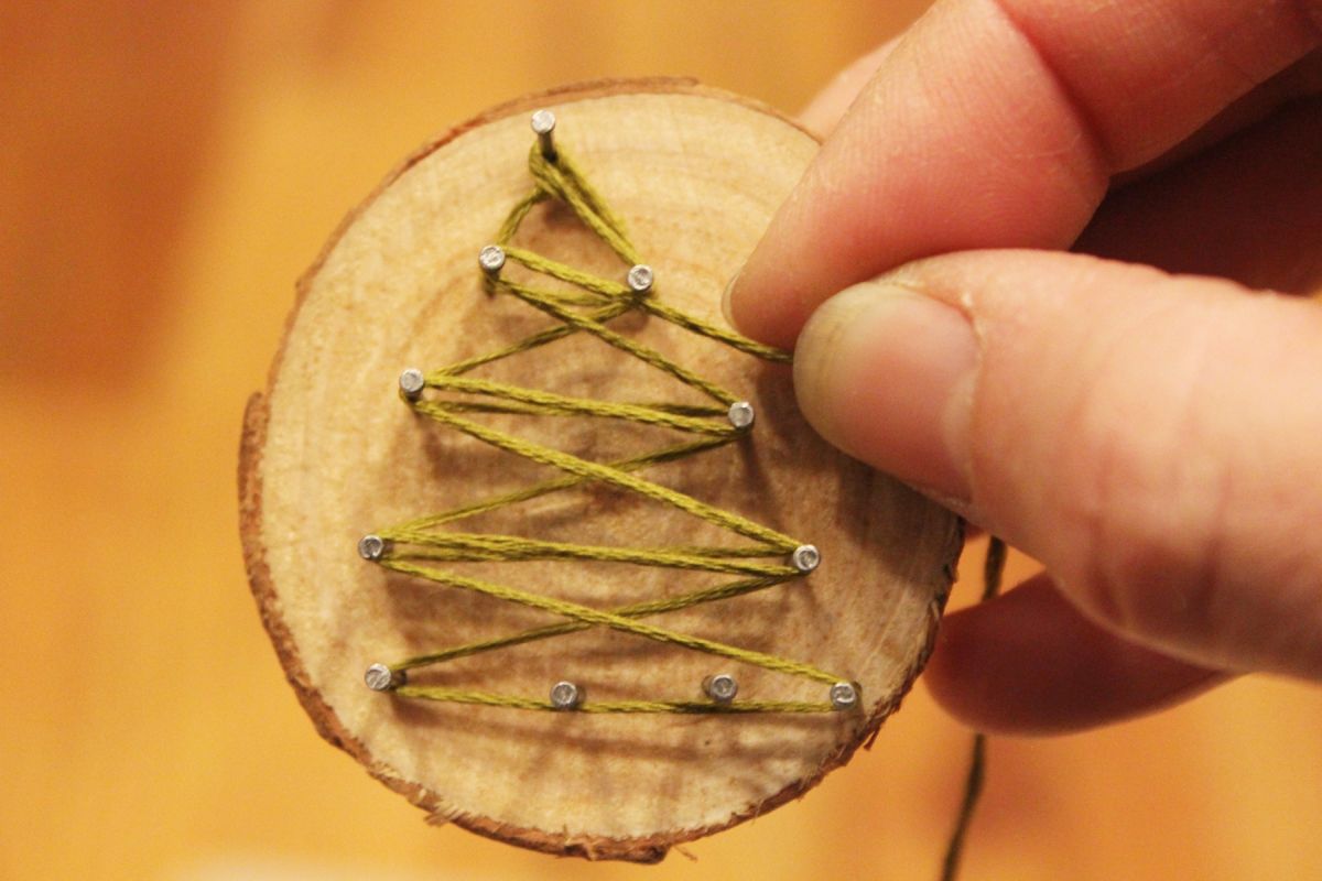 DIY string art ornaments on your Christmas tree